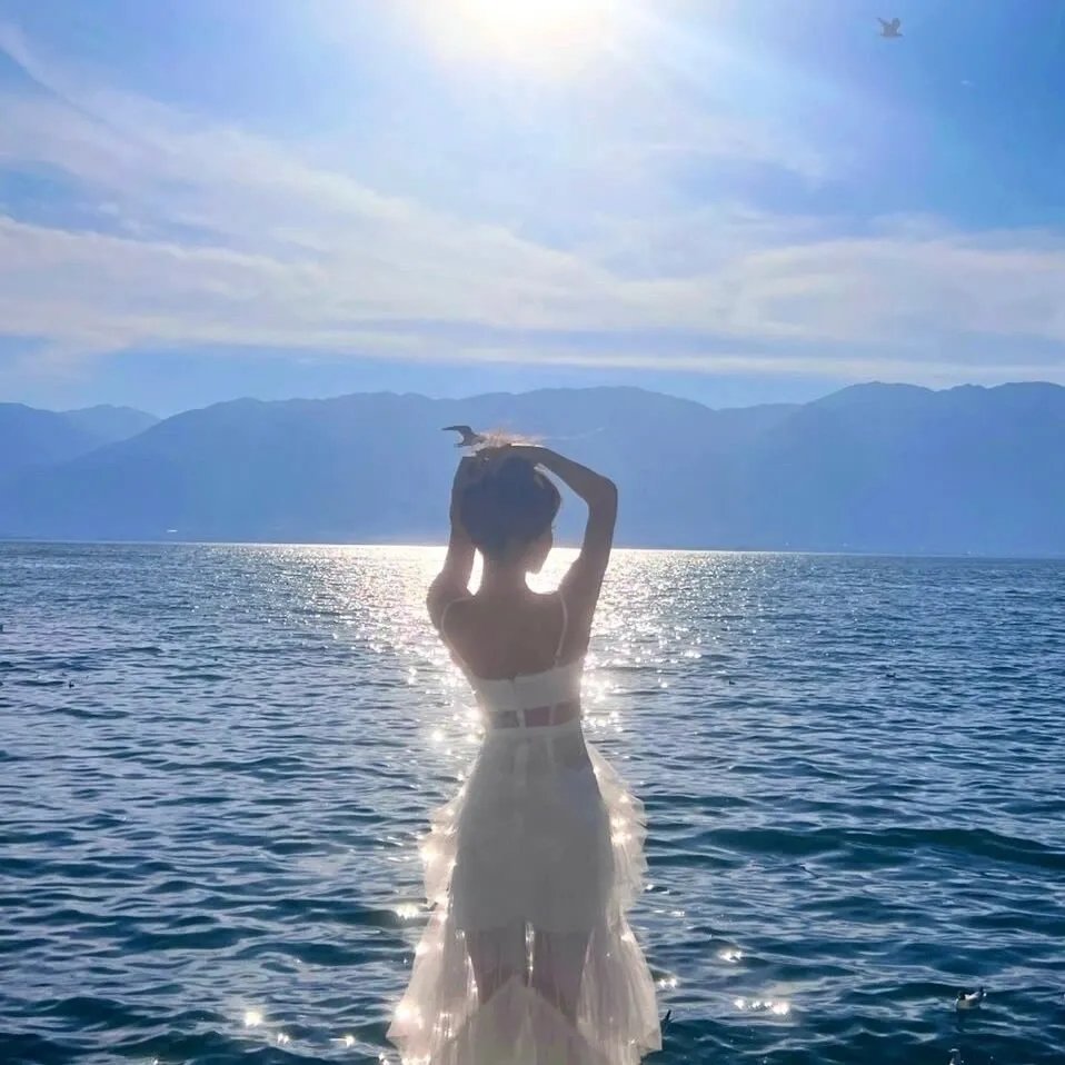 怂到后期就无敌